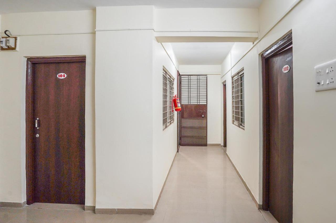 Oyo Flagship 70264 Hotel Vrindavan Mangvadi エクステリア 写真